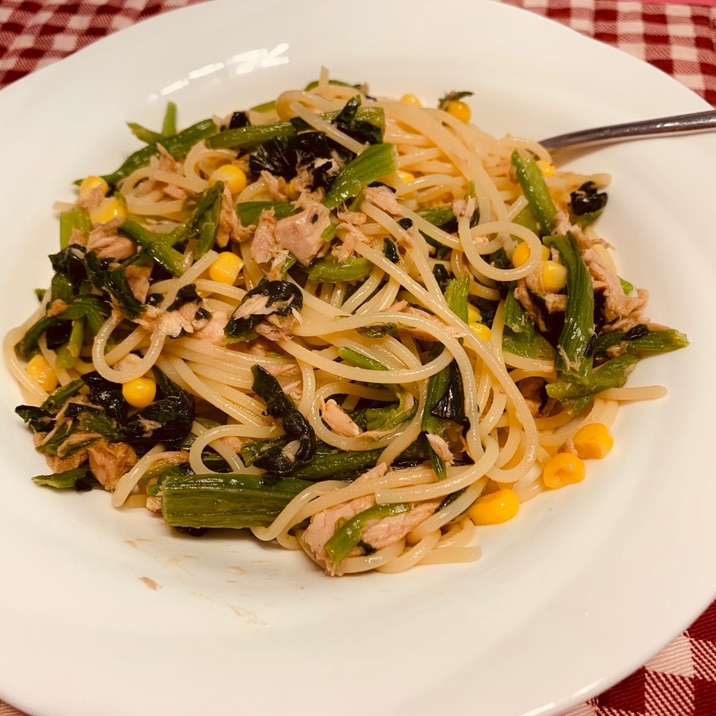 簡単!小松菜の和風スパゲティ ツナ缶 コーン缶